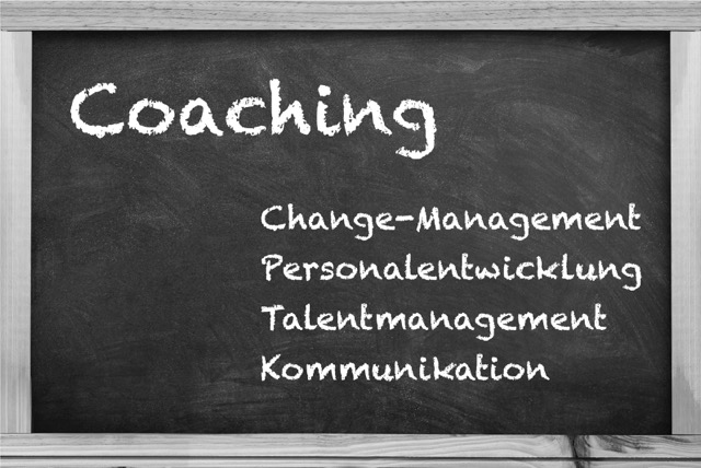 Kreidetafel mit der Überschrift Coaching